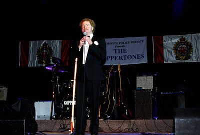 Image of Gord Paynter performing at the gala